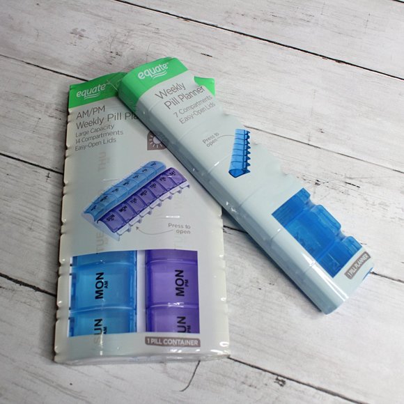 Equate Daily Weekly Pill Organizer Planner Large Capacity Cases Lot Blue Purple - Picture 2 of 7